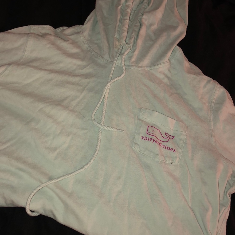 vineyard vines sweatshirt